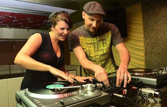 EMW Livesteam Concert with Erik Laar